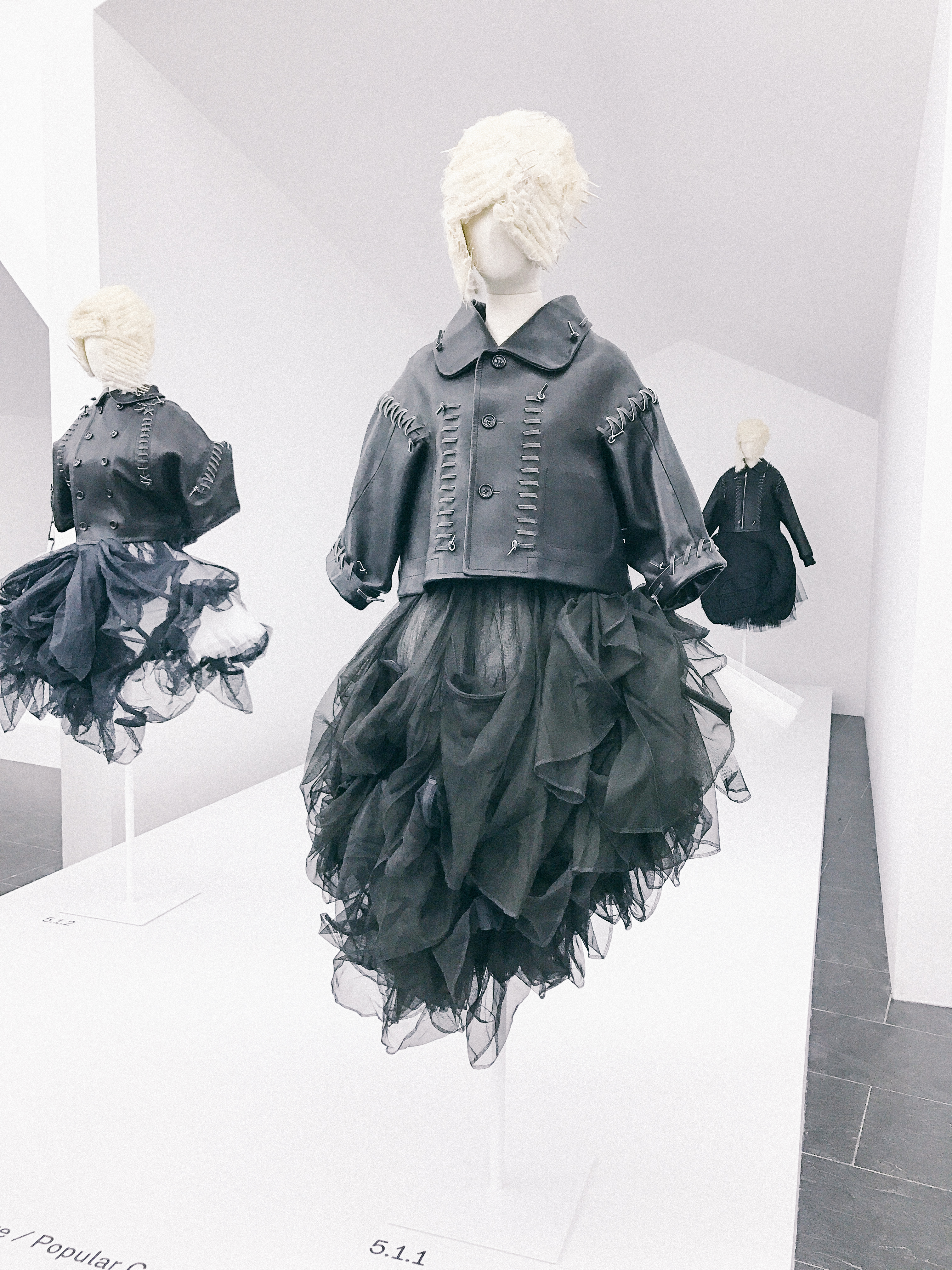 Comme des Garçons(2 of 11)