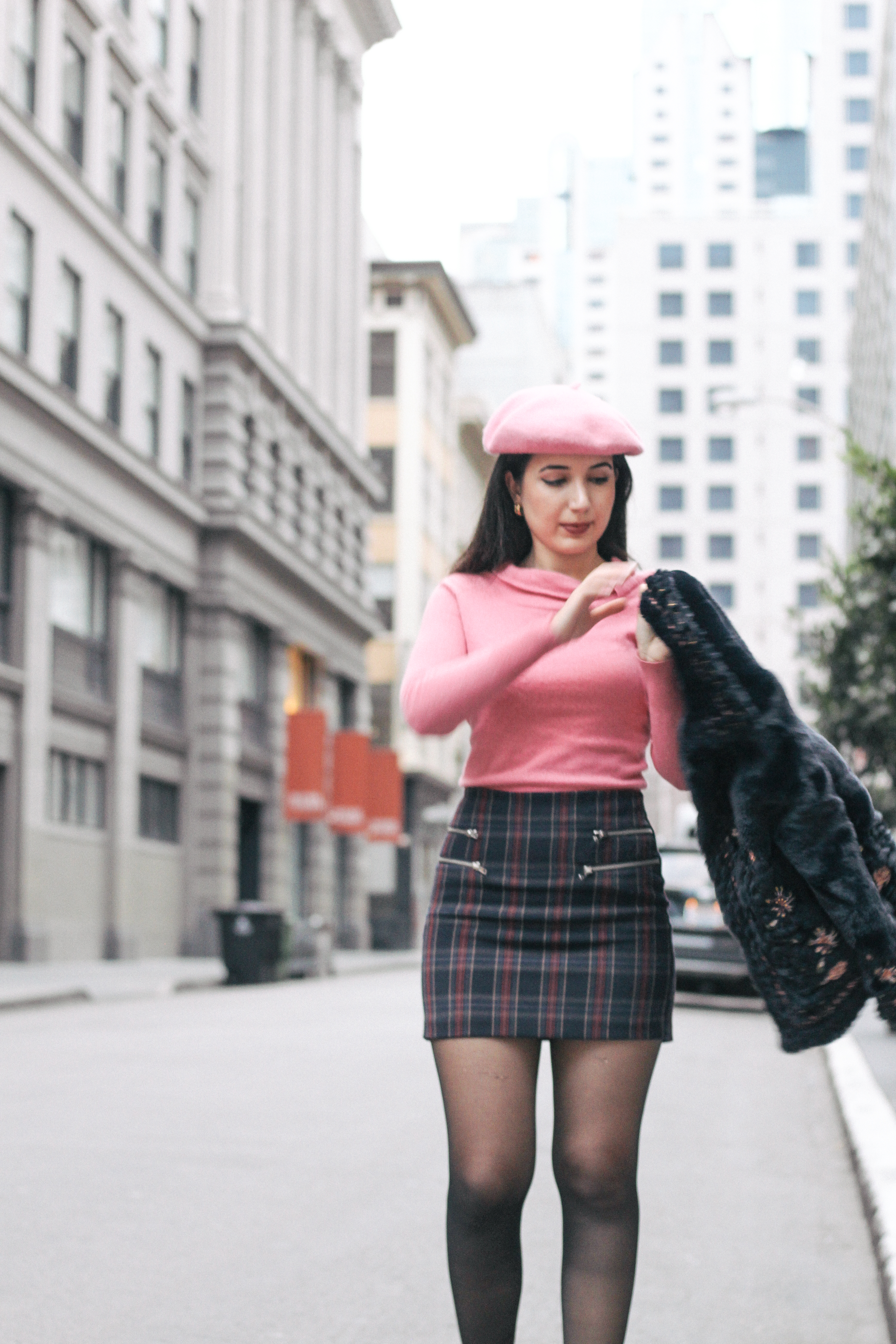 French style, French girl, San Francisco, San Francisco street style, street style, fashion blogger, fashion girl, plaid skirt, Clueless fashion, fall fashion, Gucci, Forever 21, Zara, fur coat, beret, pink, pink sweater, lookbook, ootd, outfit of the day