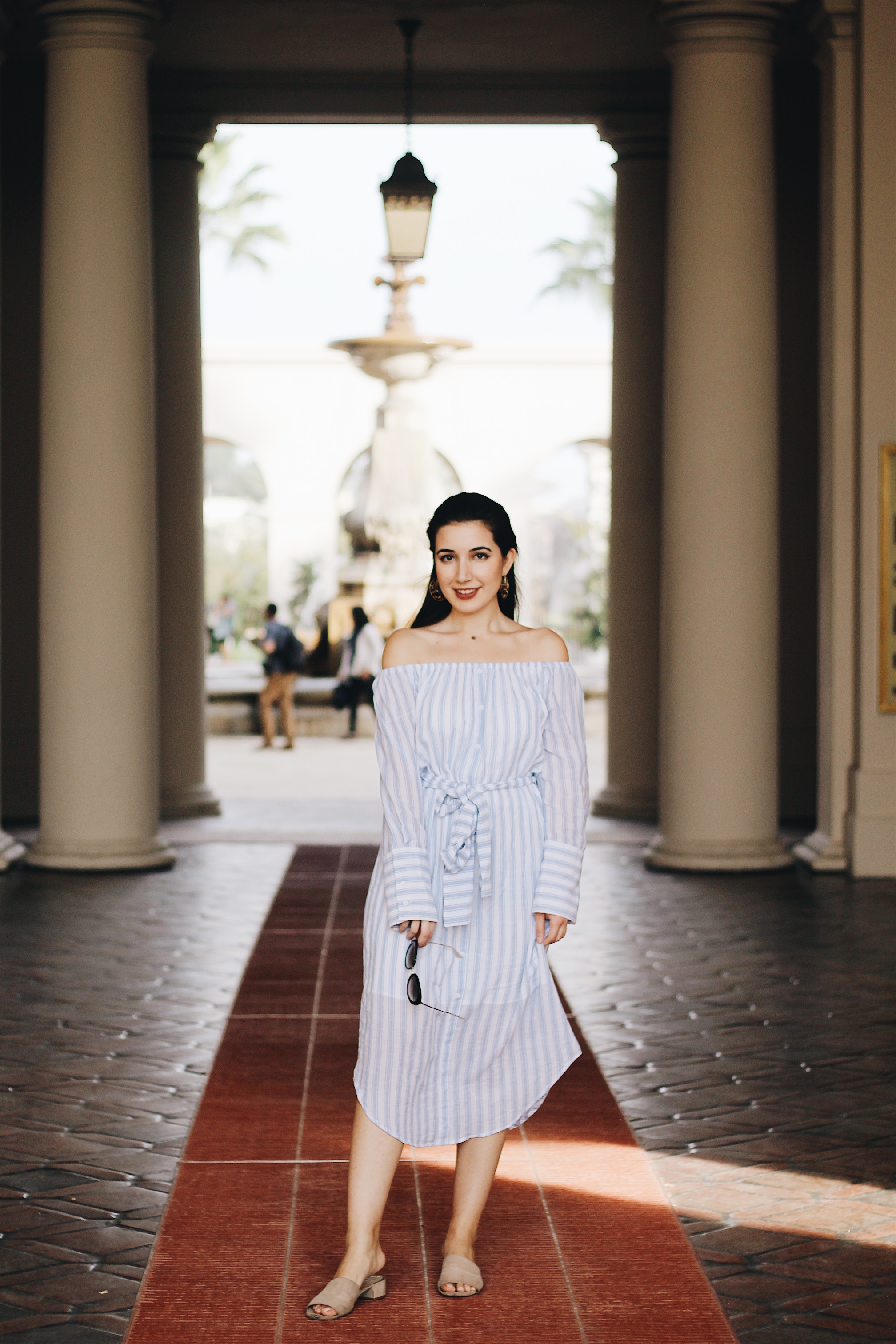 Simplicity in Mind, shop small, lookbook, fashion blogger, Prada, sunglasses, mules, slides, street style, Los Angeles, Pasadena, Norton Simon Museum, antique store, Old Town Pasadena, Lavender and Honey, lipstick, gold hoop earrings, ootd, outfit of the day, California, Los Angeles blogger, LA, arts and culture