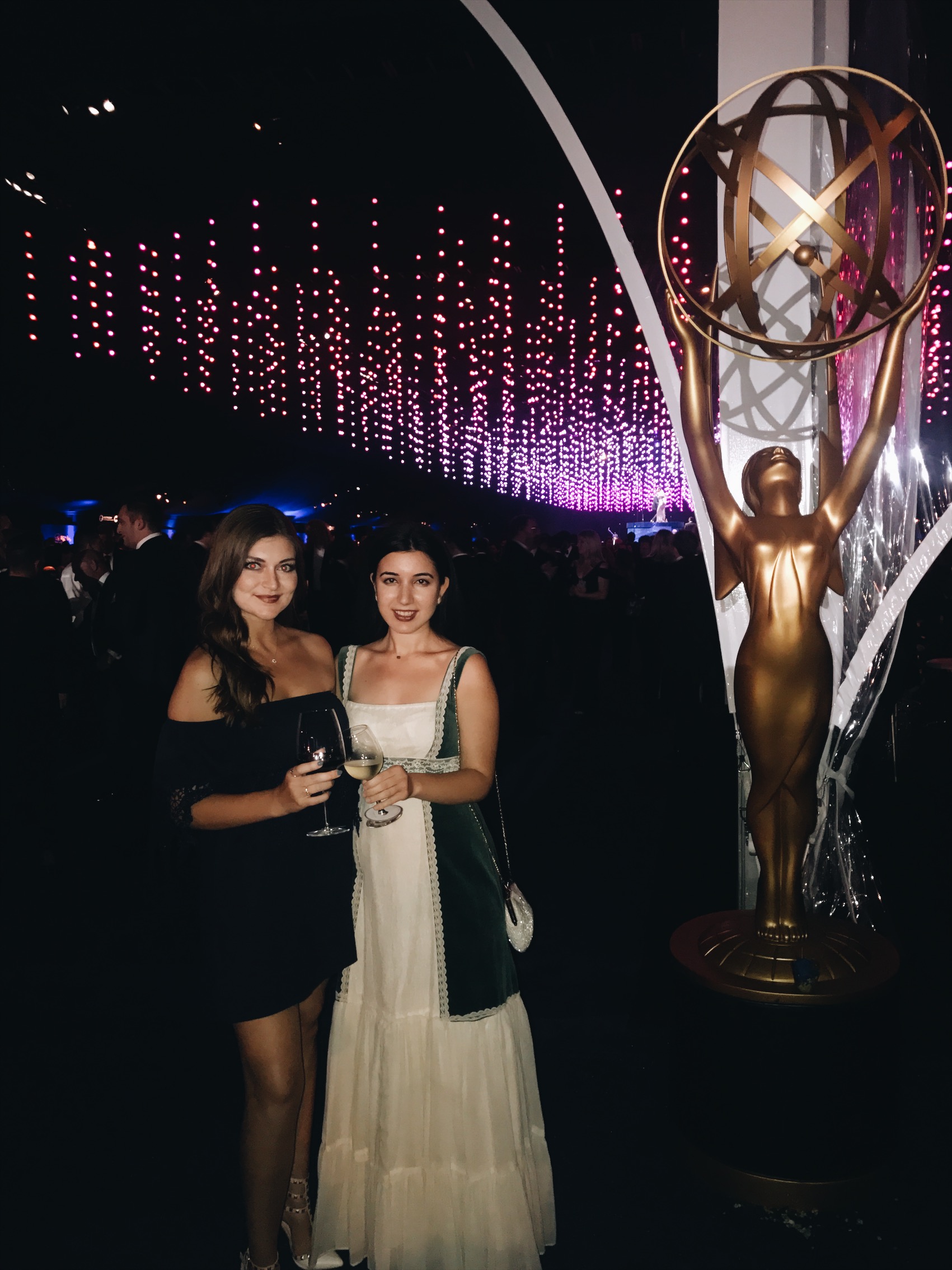 Emmys 2018 Red Carpet, red carpet, NBC Emmys 2018, Emmys, Television Academy, NBC, red carpet look, vintage dress, vintage evening gown, lace evening gown, evening gown, look of the night, best dressed