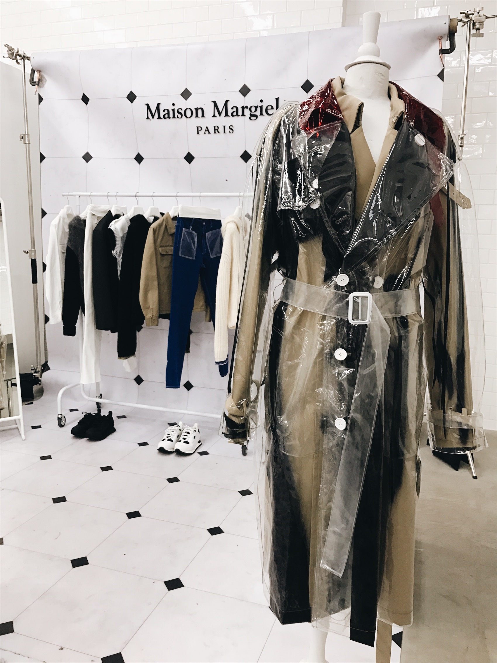 DTLA, Dover Street Market, Los Angeles, Dover Street Market Los Angeles, Los Angeles Fashion, LA fashion, LA style, fashion blogger, exhibitions, luxury retail, Downtown Los Angeles Arts District, lookbook, fashion