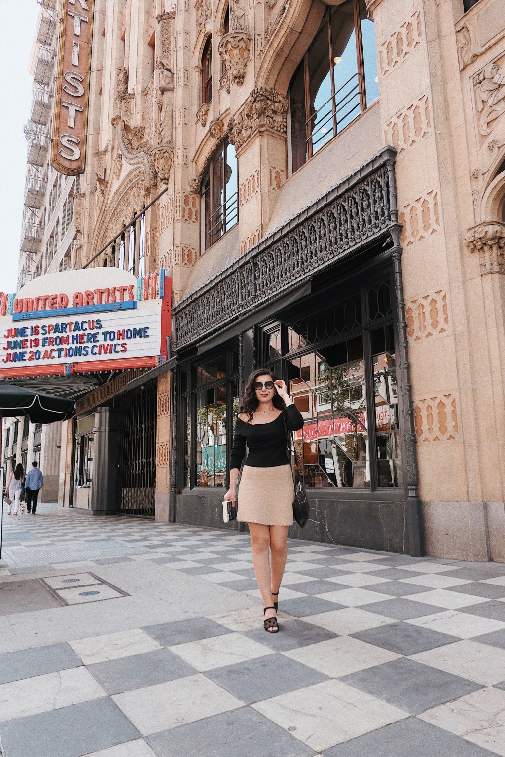 Downtown Los Angeles, DTLA, Los Angeles architecture, Los Angeles blogger, LA fashion blogger, fashion blogger, lookbook, minimalism, Calvin Klein, Michael Kors, Vintage jewelry, curly hair, Zara, what I wore, Sunday brunch, brunch outfit, summer style