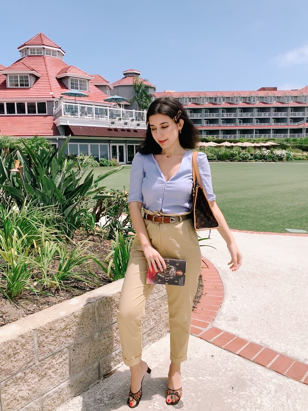 Dana Point, vacation fashion, beach fashion, beach style, Dana Point hotel, Fourth of July, ready to wear, resort wear, summer fashion, summer 2020 fashion, socially distanced summer, Fourth of July fashion, ootd, outfit of the day, linen, paper bag pants, trousers, khaki, blue, cheetah print, open toe shoes, vintage fashion, vintage belt, Laguna beach, Louis Vuitton, Louis Vuitton purse, casual clothes, off duty style, hair accessories, fashion blogger, vintage fashion blogger, 1930s style, fashion history, holiday style, summer resort, Laguna Beach, Orange County, Orange County style, OC style,