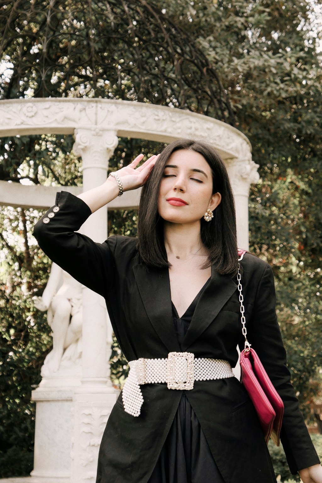 fashion week, fashion week with krischic, keeping it krischic, Kristin Vartan, haute couture, digital fashion week, haute couture aw2021, runway, fashion news