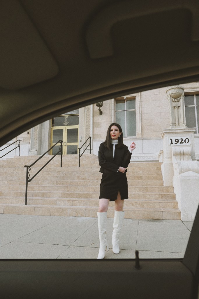 black and white suit, skirt suit, mod style, black suit, turtleneck, white turtleneck, tuxedo, outfit of the day, workwear, work style, what I wore, what I wore to work, how to dress for work, work dressing, how to, style diary, reporter style, reporter life, fashion blogger