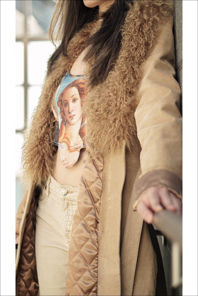 early aughts, late aughts, early 2000s, corset top, white boots, knee hight boots, corduroy, fur collar coat, suede coat, runway fashion, indie sleeze, vintage style, Sacramento, Crocker Museum